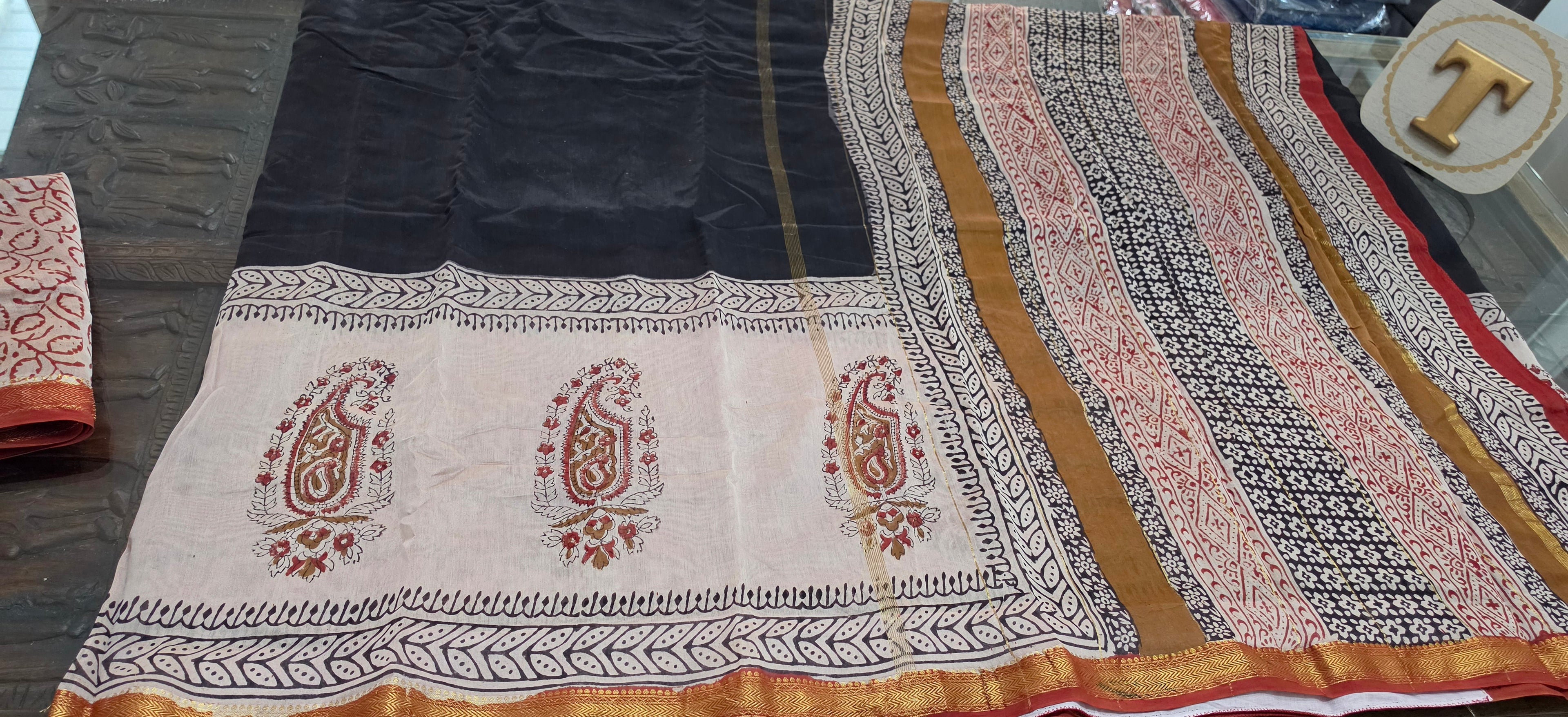 Handloom Maheshwari